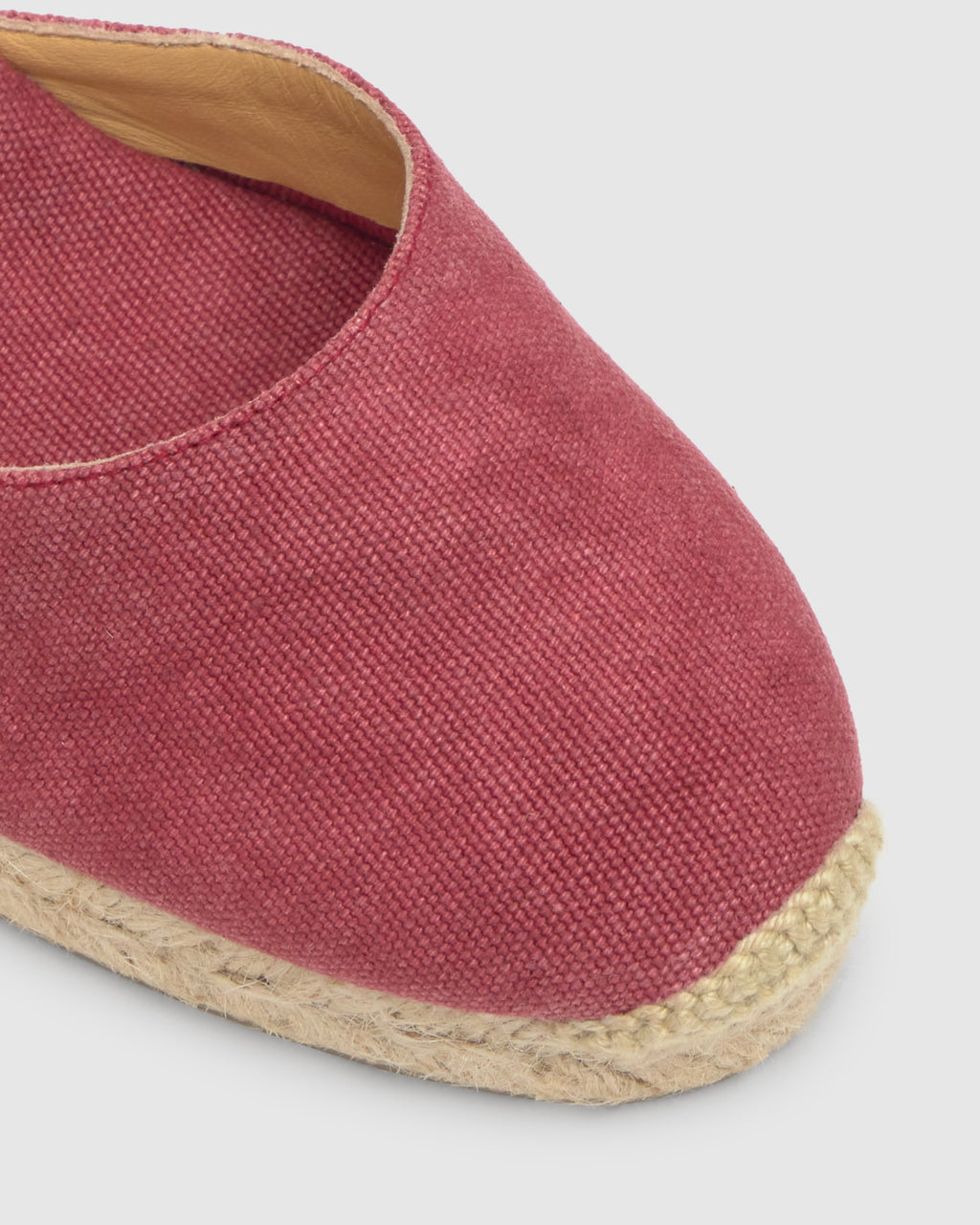 Carina 8 in Merlot