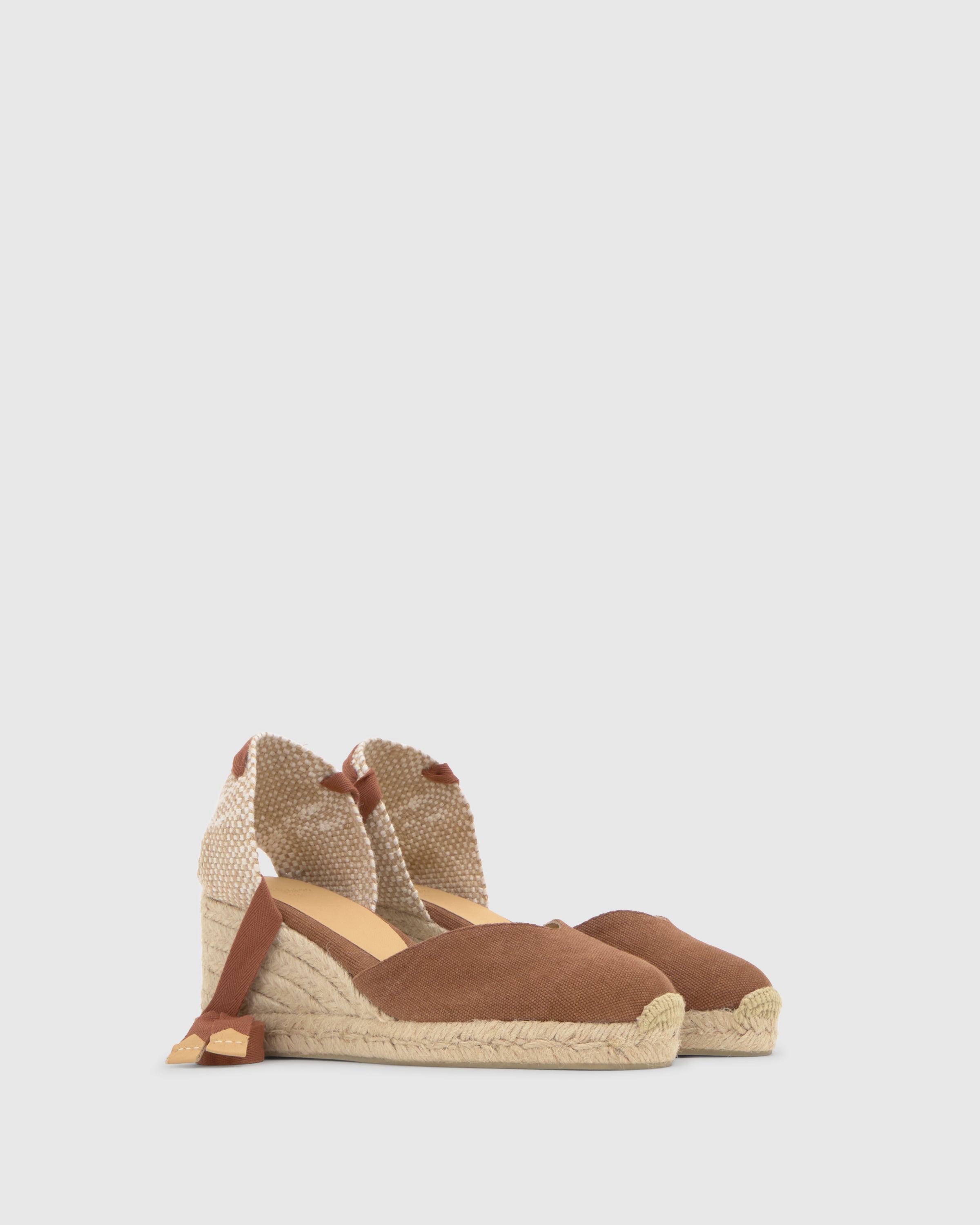 Chiara 6 in Pecan