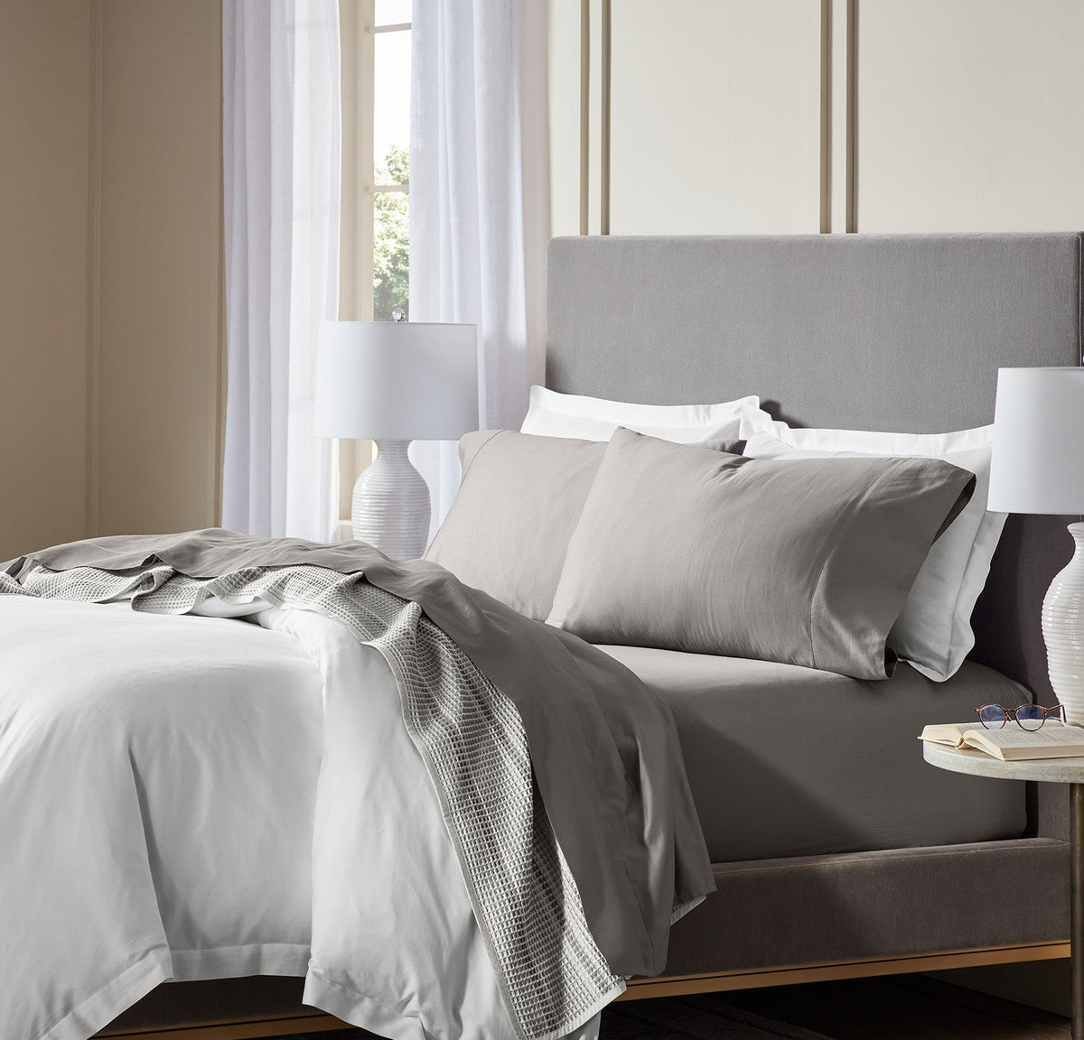 Percale Hemmed Sheet Set in Stone