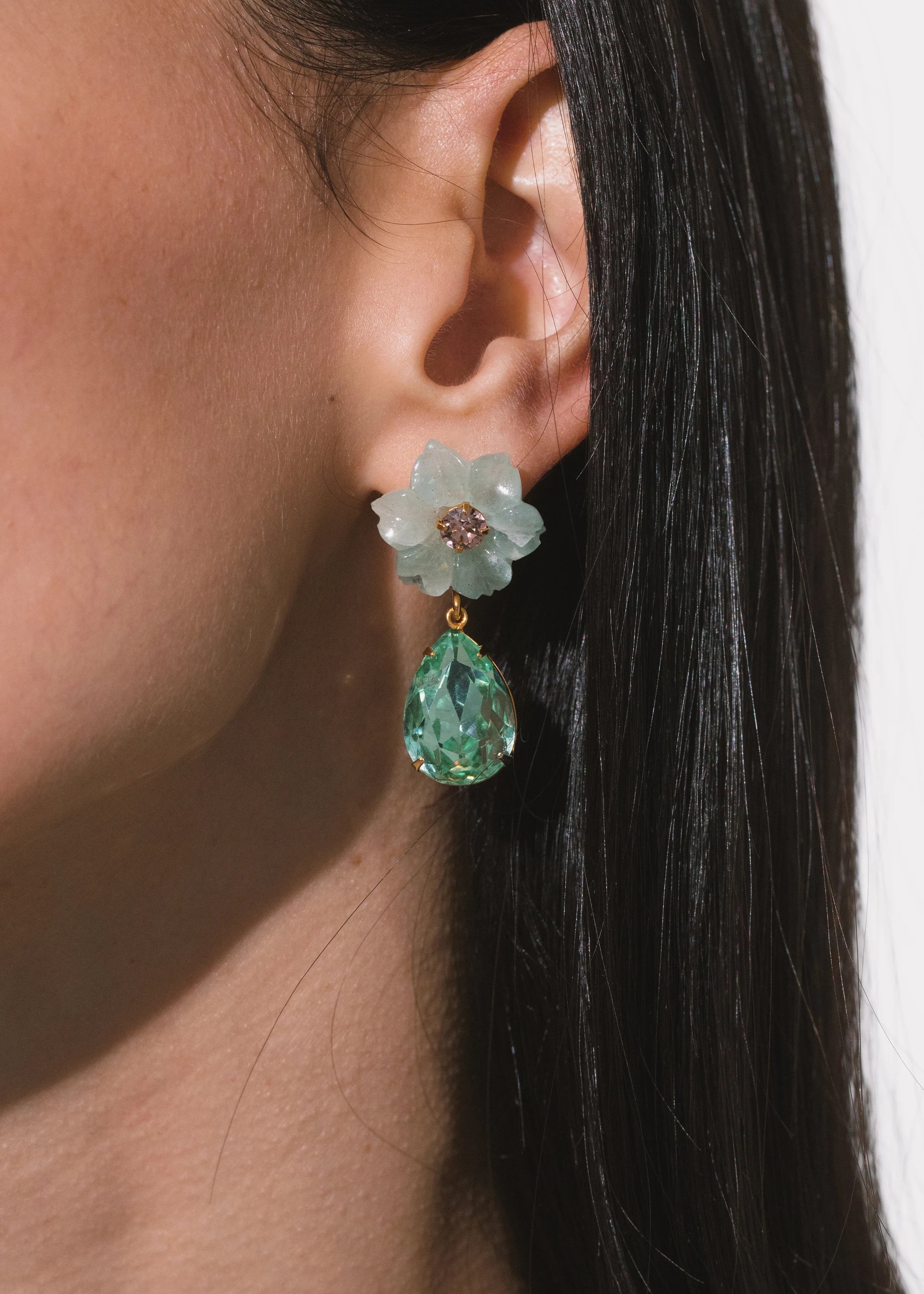 aquamarine