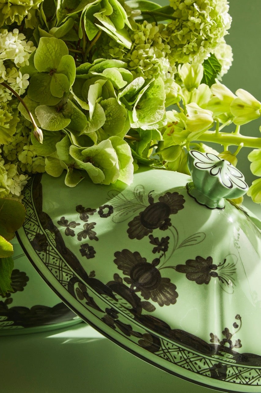 Oriente Italiano Oval Tureen With Cover in Pervinca