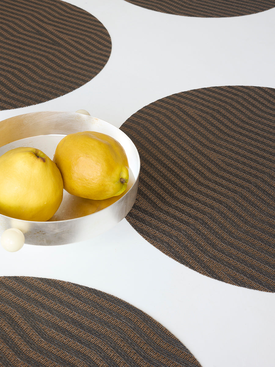 Dune Round Placemat in Raisin