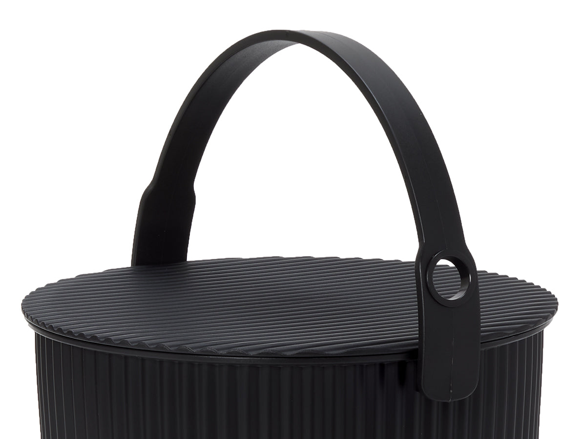Hachiman Bucket Large in Black