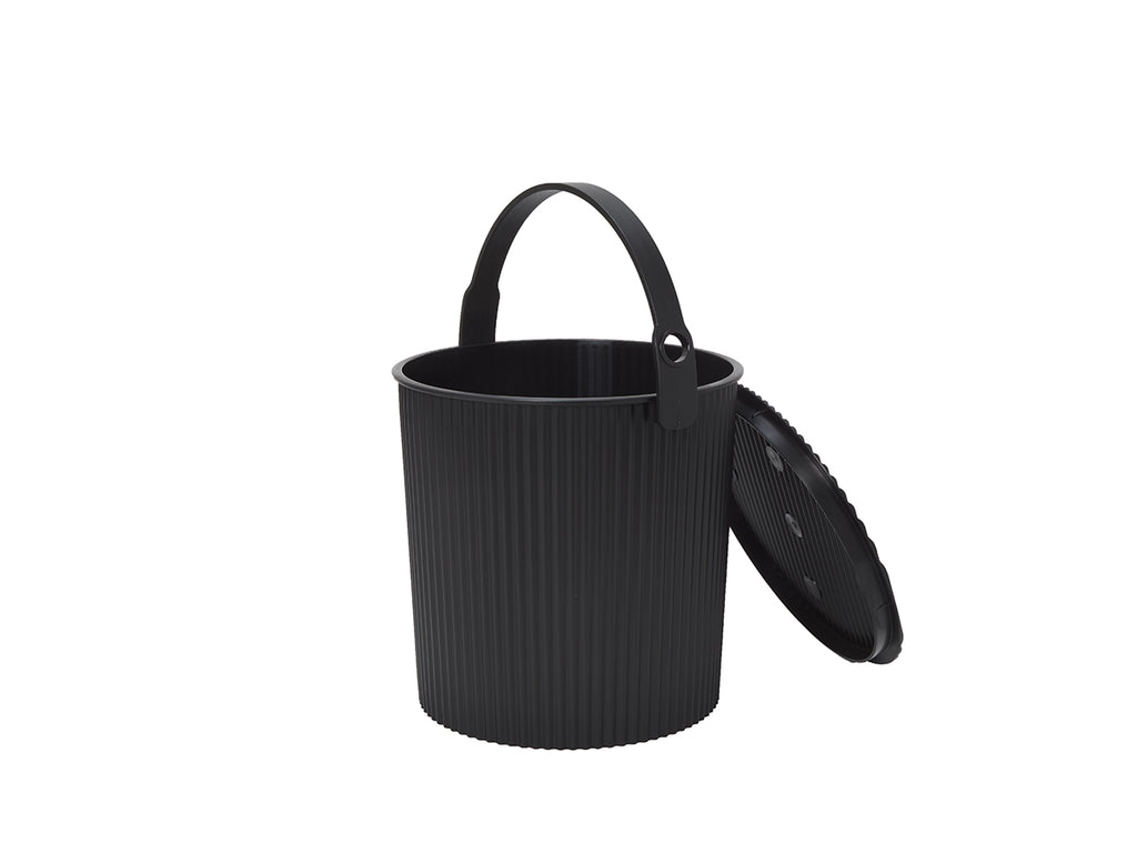 Hachiman Bucket Large in Black