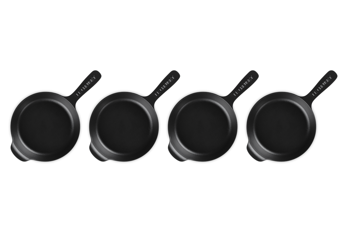 Mini Skillet 1/3 QT in Matte Black, Set of 4