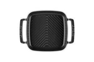 Alpine Outdoor Square Grill in Matte Black
