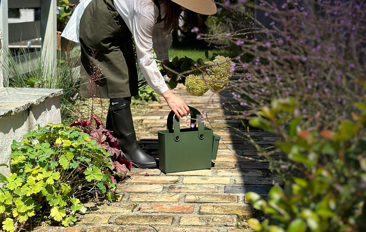 Hachiman Garden Tool Bag in Garden Green