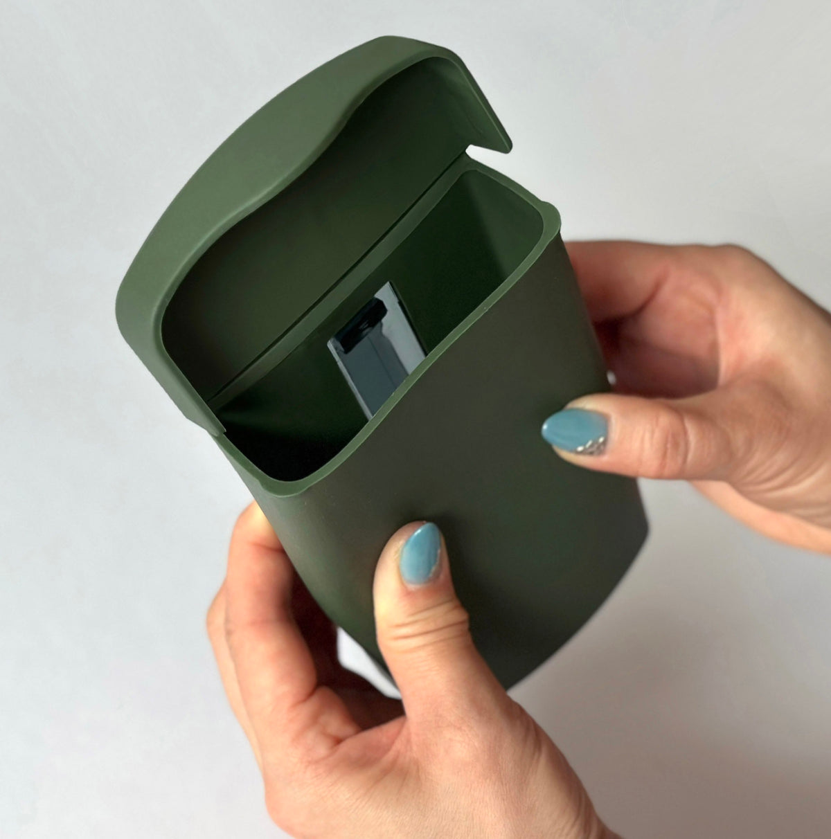 Hachiman Garden Tool Bag in Garden Green