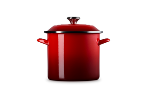 8 qt. Stockpot in Cerise