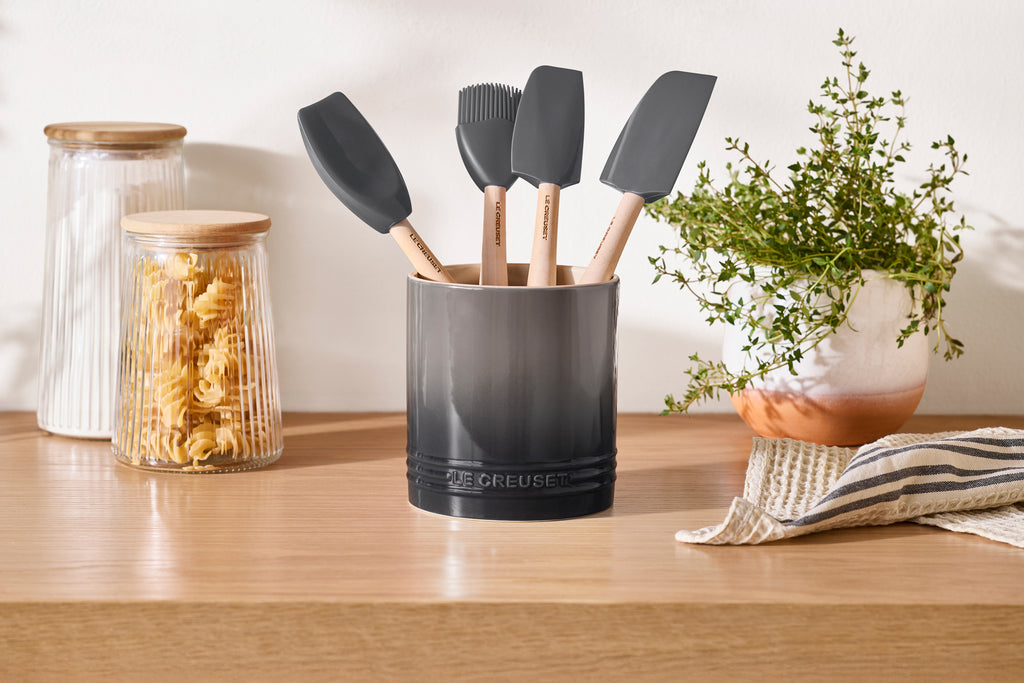 Signature Utensil Crock in Oyster 2.7 qt.