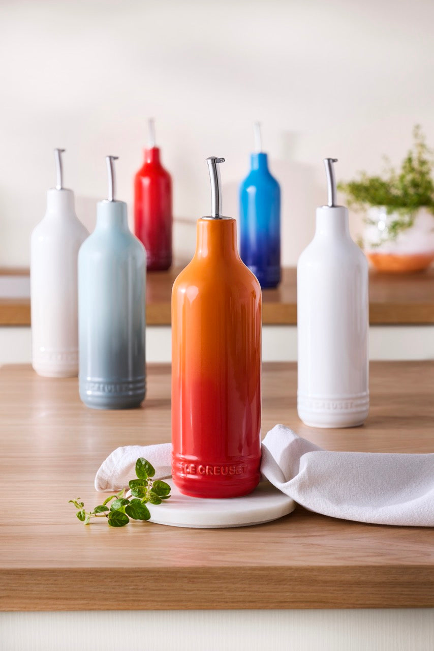 Signature Oil Cruet, 20 oz. in Artichaut