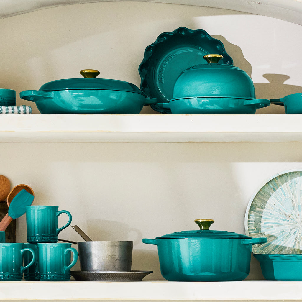 Signature Round Braiser in Riviera 3.5 qt.