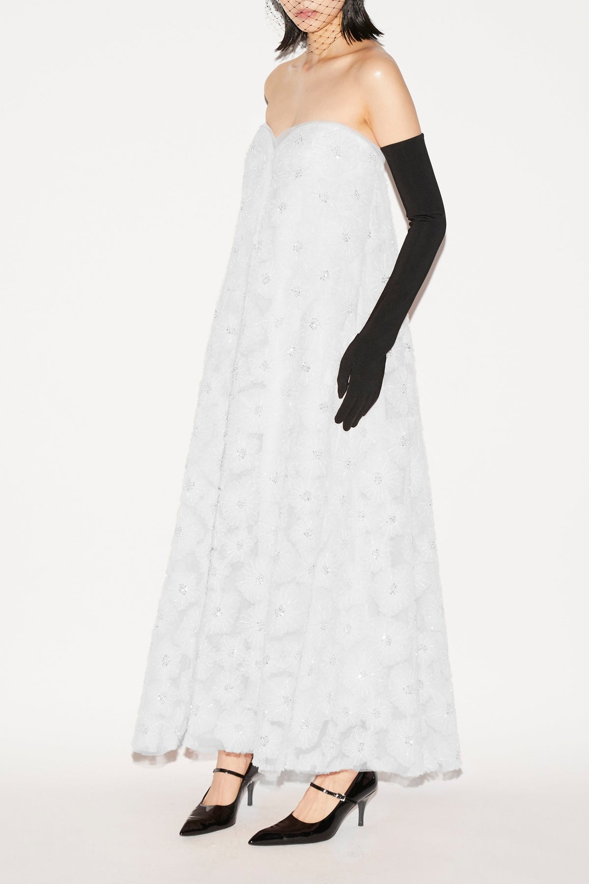Vivia Gown White Embroiered Tulle