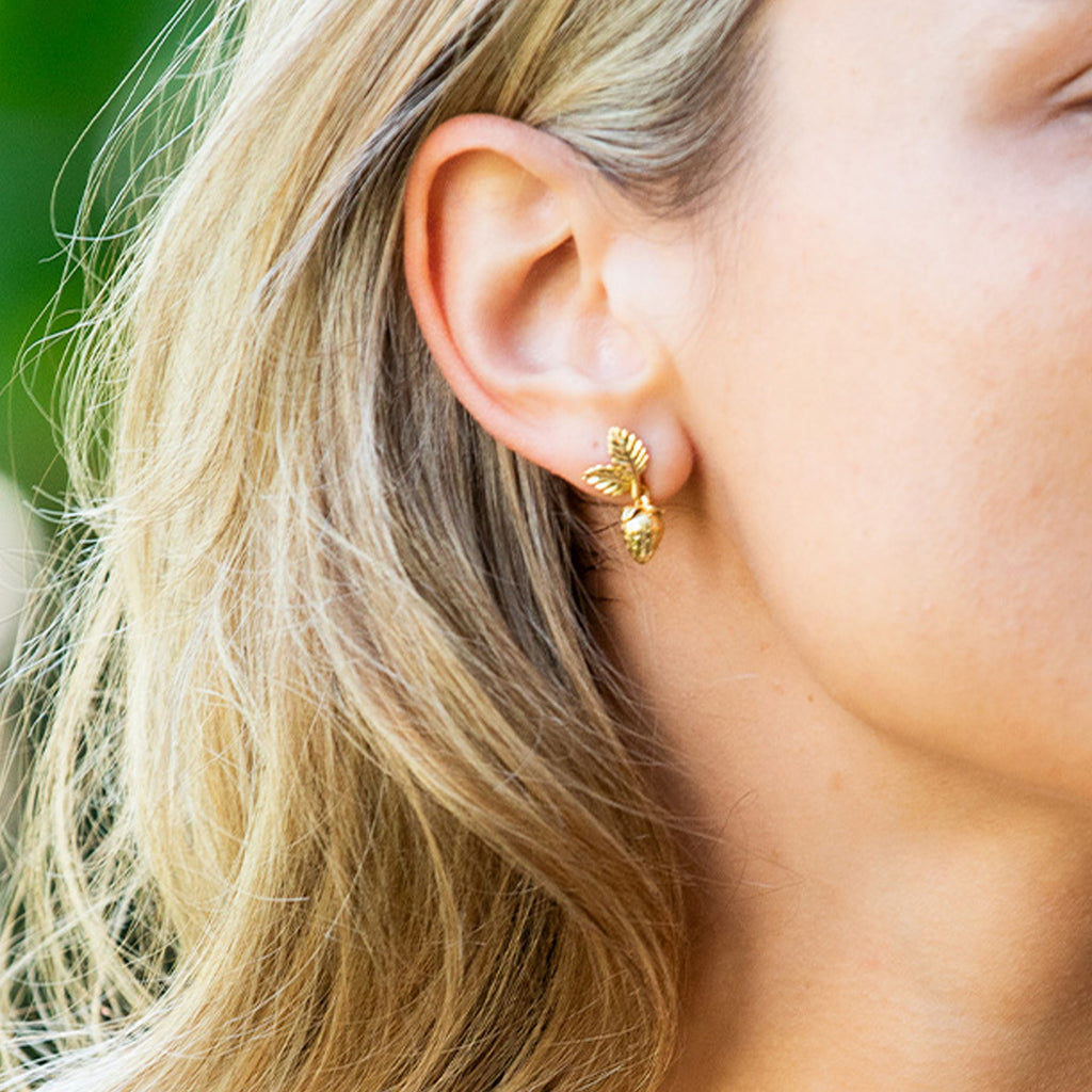 Meadow Berry Drop Earrings in Gold