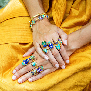 Scarab Grande Ring in Turquoise/Lapis