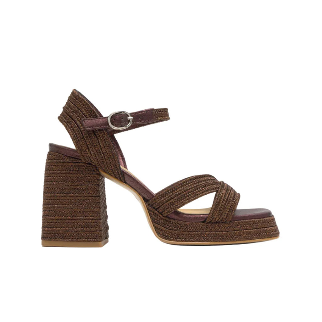 Valle in Dark Brown