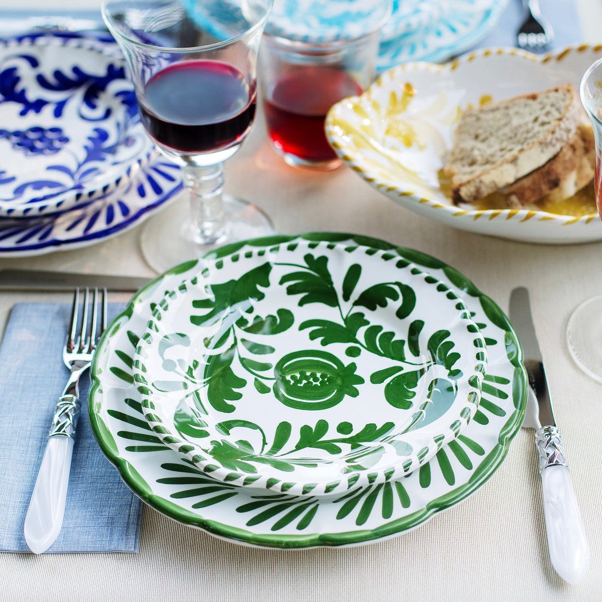 Arezzo Green Dinner Plate in Green