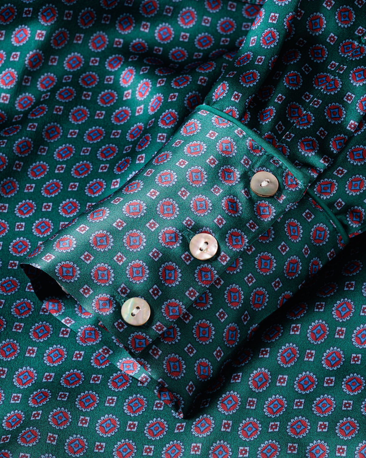 Women’s Silk Long Sleeve Short Set in Emerald Foulard