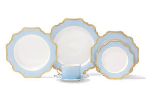 Anna's Palette Rim Soup in Sky Blue