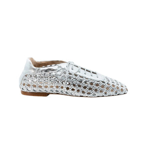 Antonia Flat in Leather
