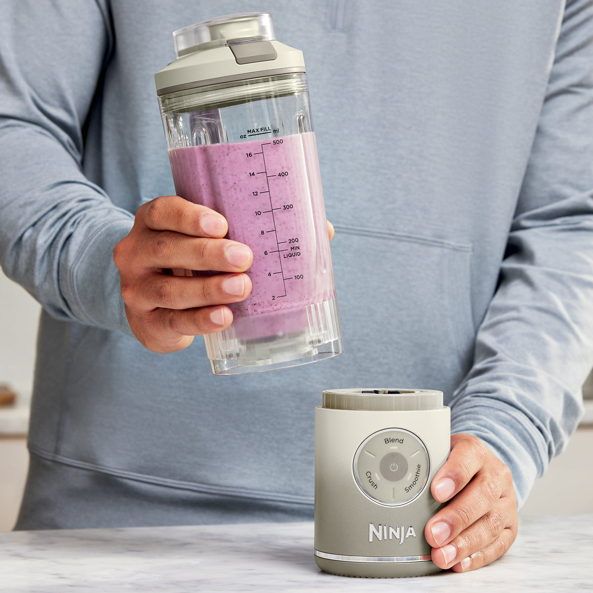 Blast Max Cordless Portable Blender in Cream