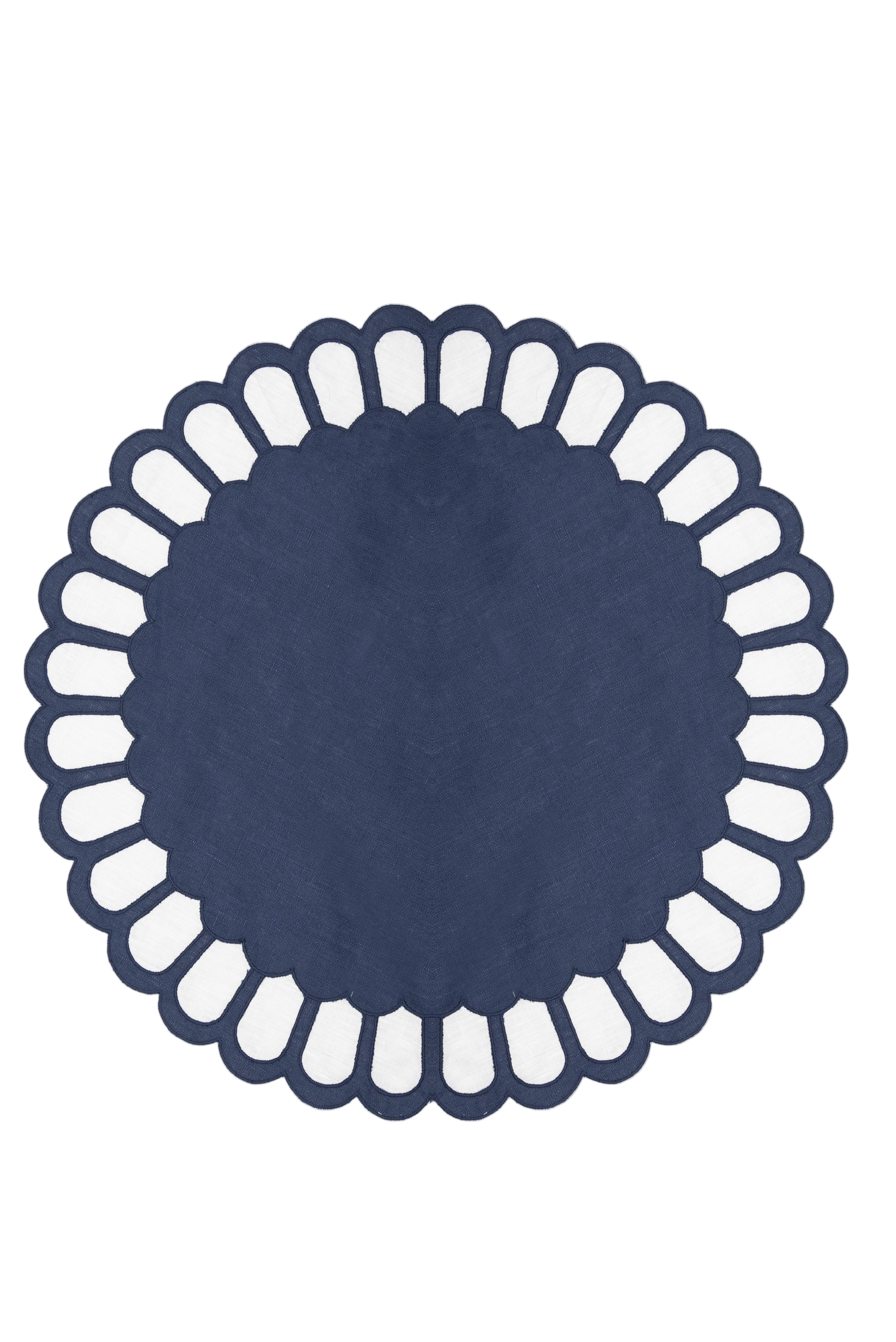 Zurbano Linen Placemat with Linen Appliqué in Navy