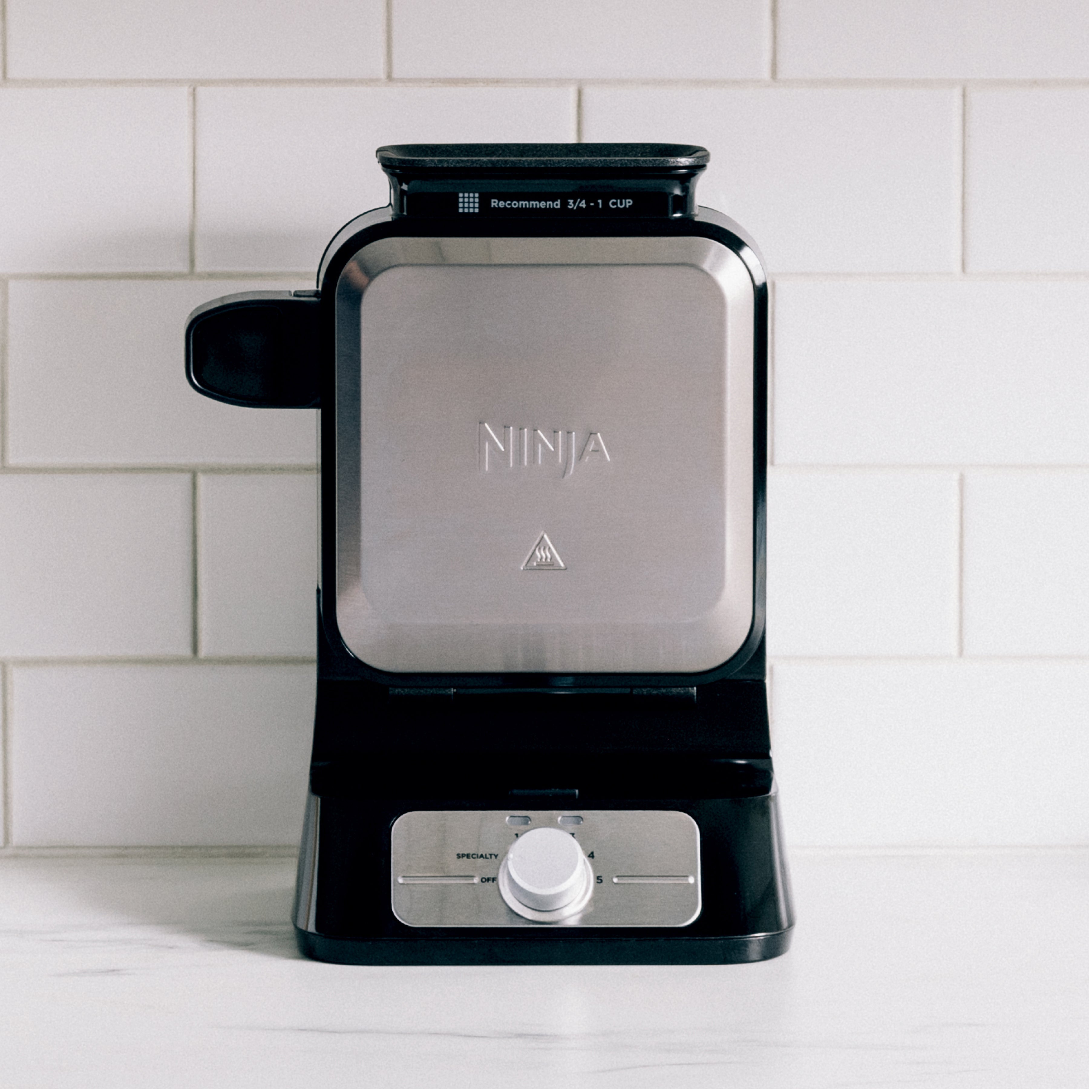 Belgian Waffle Maker PRO NeverStick