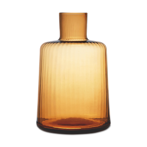 Low Carafe Pleat