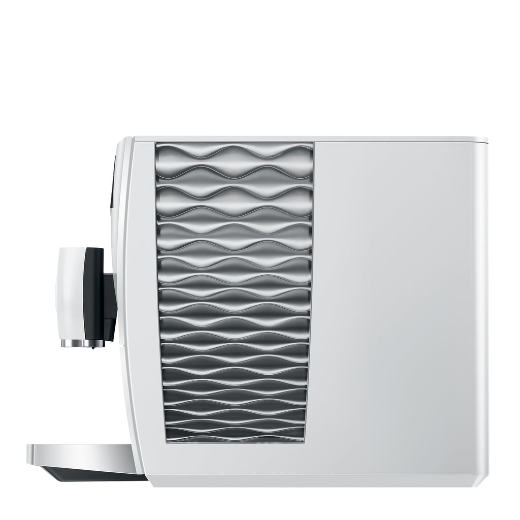 C9 Fully Automatic Coffee Machine in Piano White