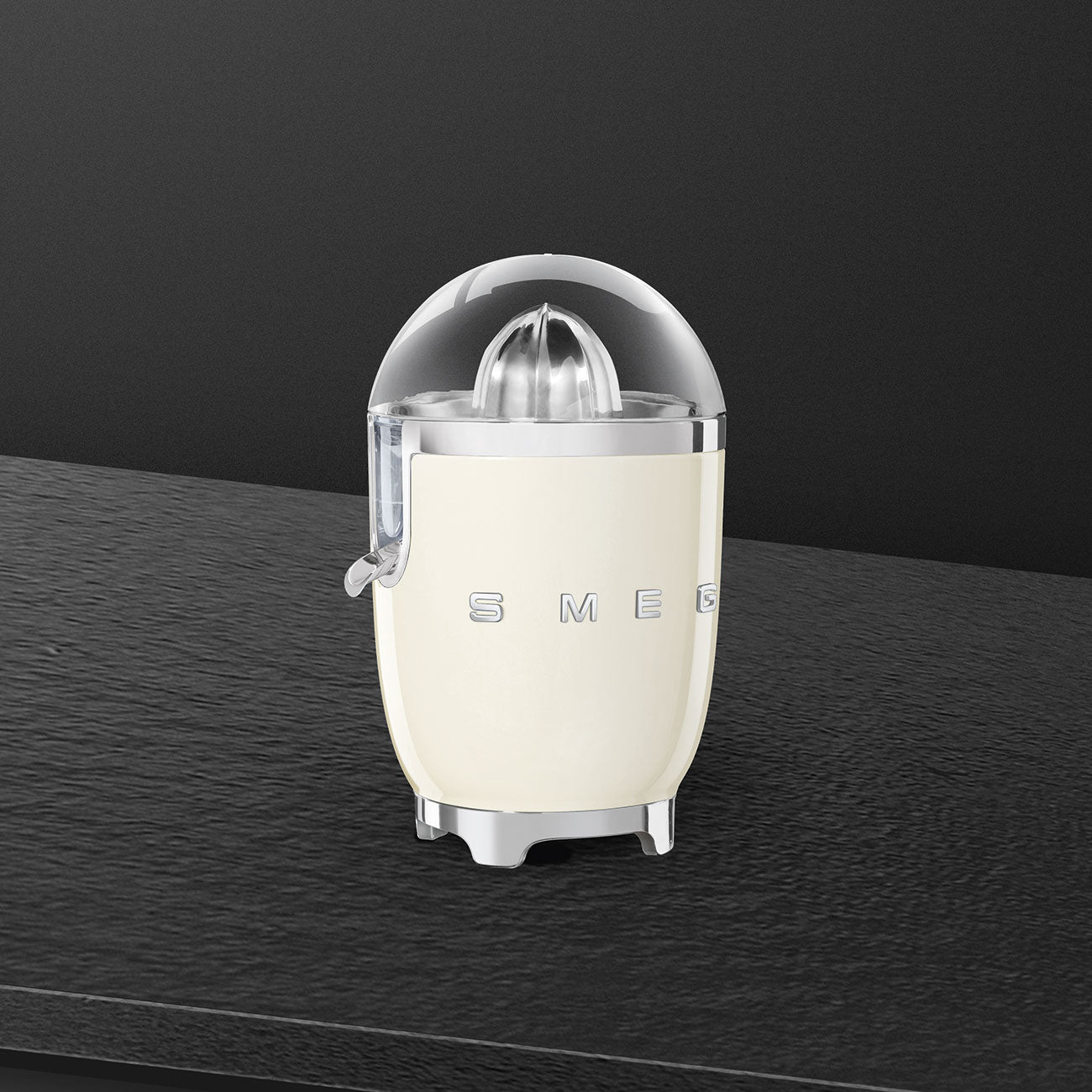 Citrus Juicer CJF11 in Cream
