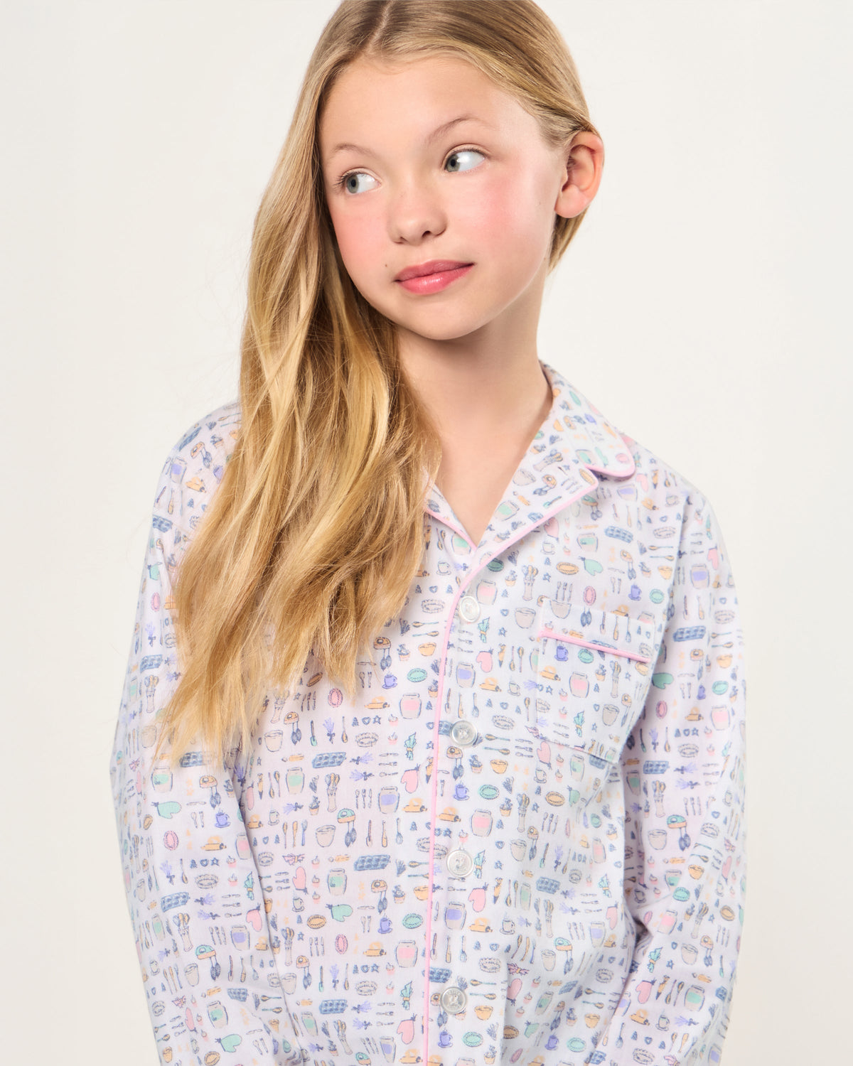 Kid’s Twill Pajama Set in Baking Spirits Bright