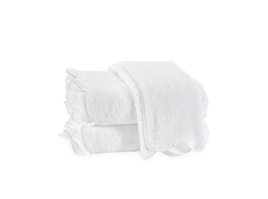 Cairo Scallop Bath Collection