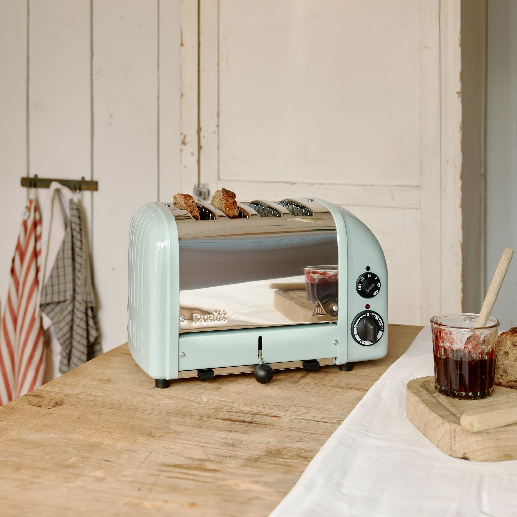 4 Slot Classic Toaster in Eucalyptus