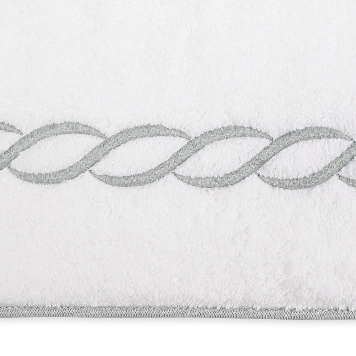 Classic Chain Bath Collection