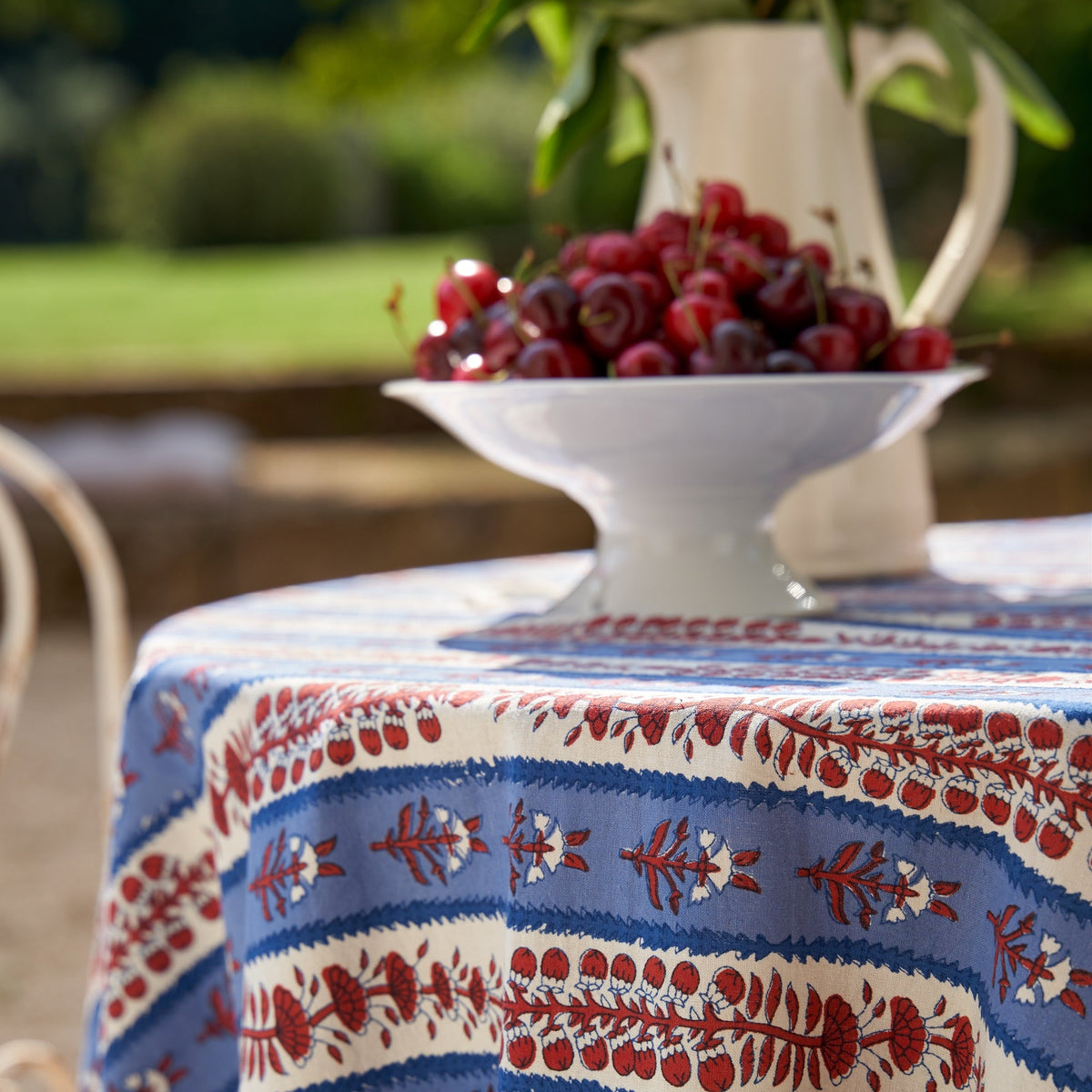 French Tablecloth Avignon Red & Blue