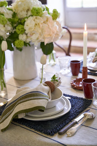 Eze 60x60 Tablecloth in Ivory & Blue