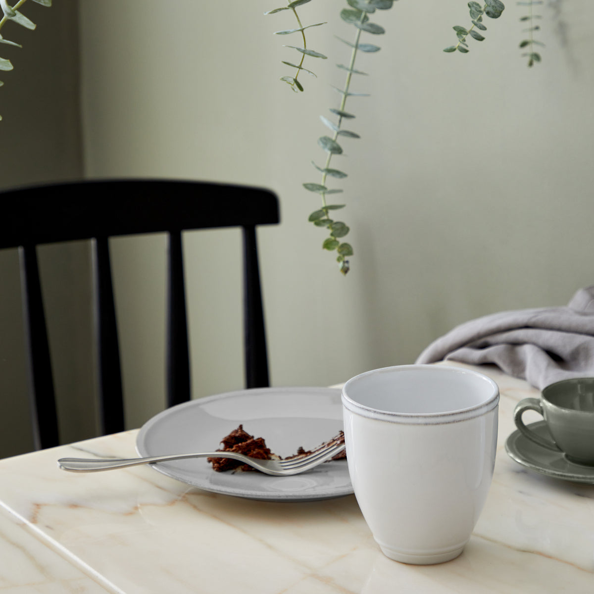 Friso Collection Mugs in White, Set of 6