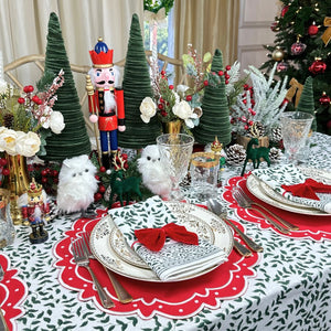 Green leaf tablecloth and red ava luxury placemats