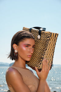 Amor Tote in Black