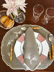 Nilo Linen Dinner Napkin in Moss