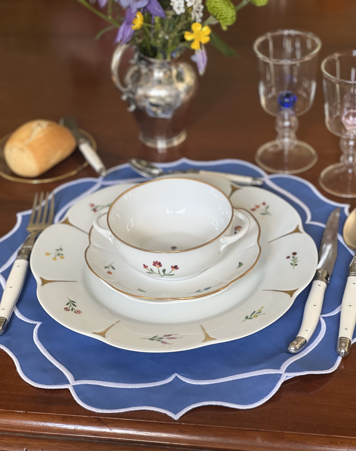 Alhambra Linen Placemat in Palace Blue