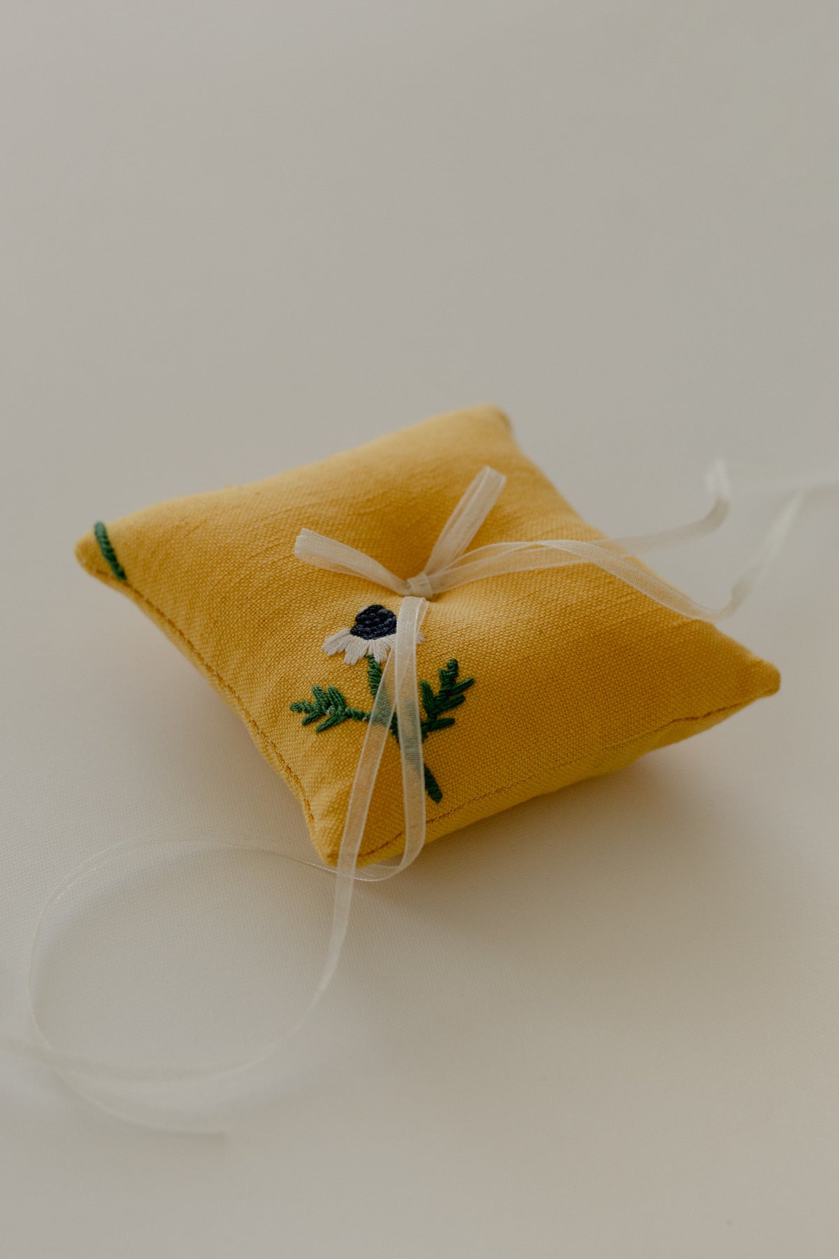 Manzanilla Ring Pillow in Mustard