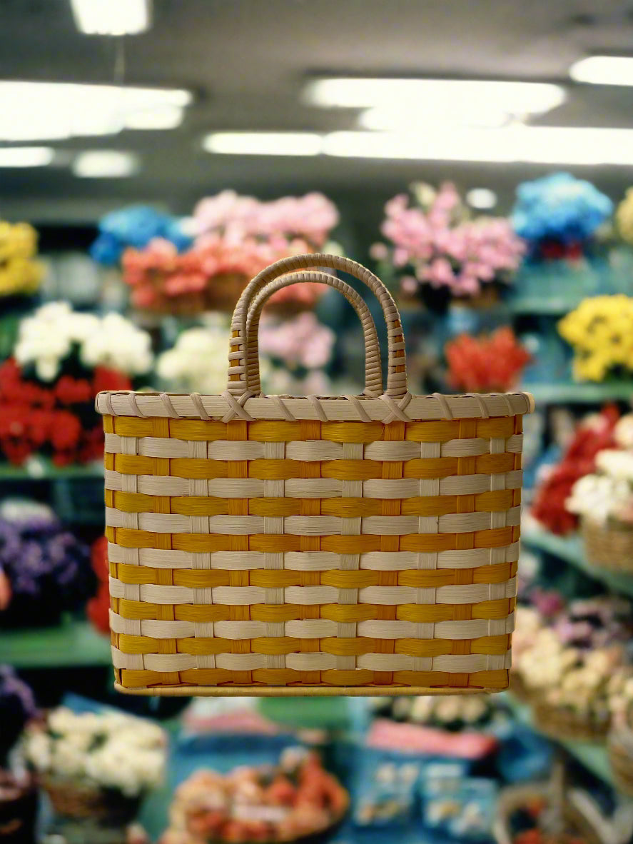 Retro-Travel Tote in Natural & Yellow