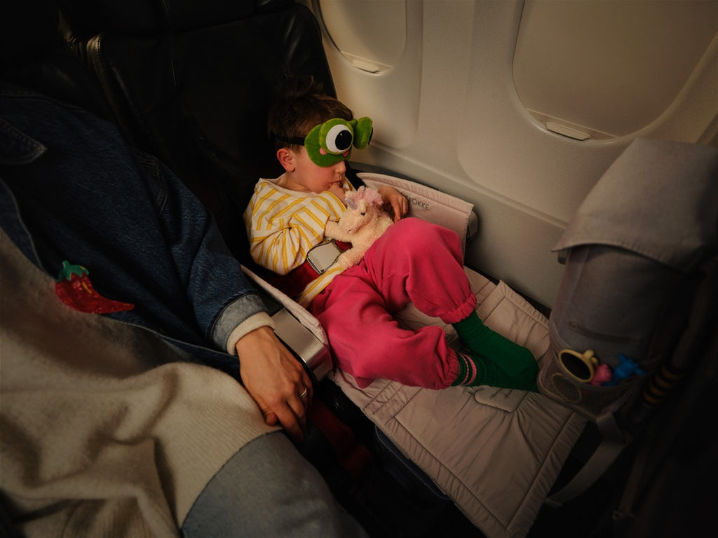 JetKids™ Travel Bundle in Moonglow White