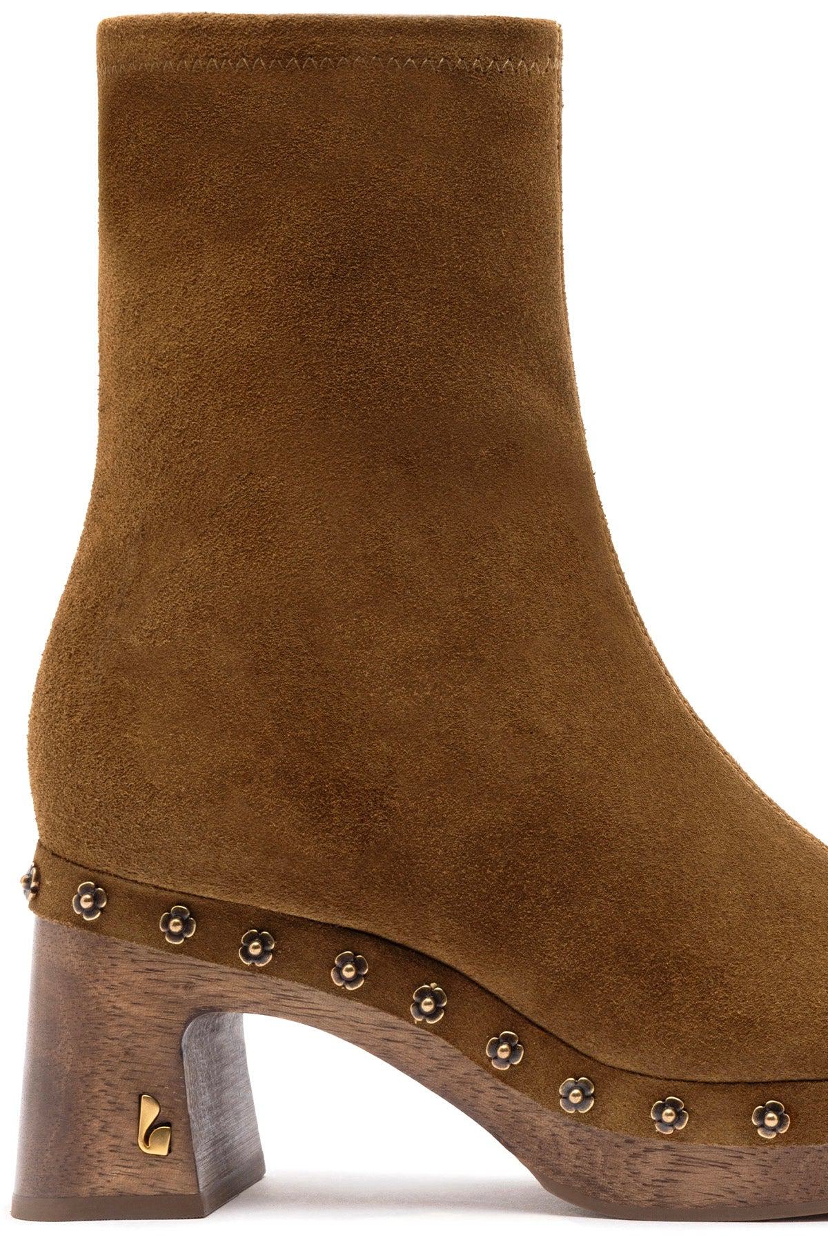 Dolly Low Wooden In Russet Suede