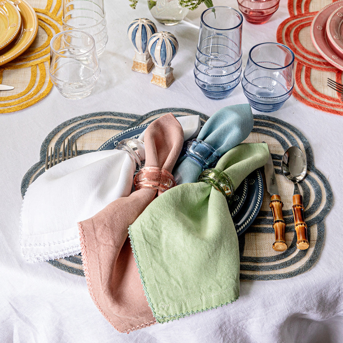 Berry Scallop Napkin in Light Blue, Set of 4