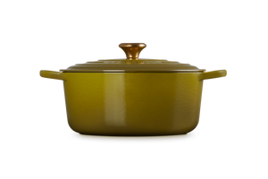 Signature Round Dutch Oven in Olive 5.5 qt.