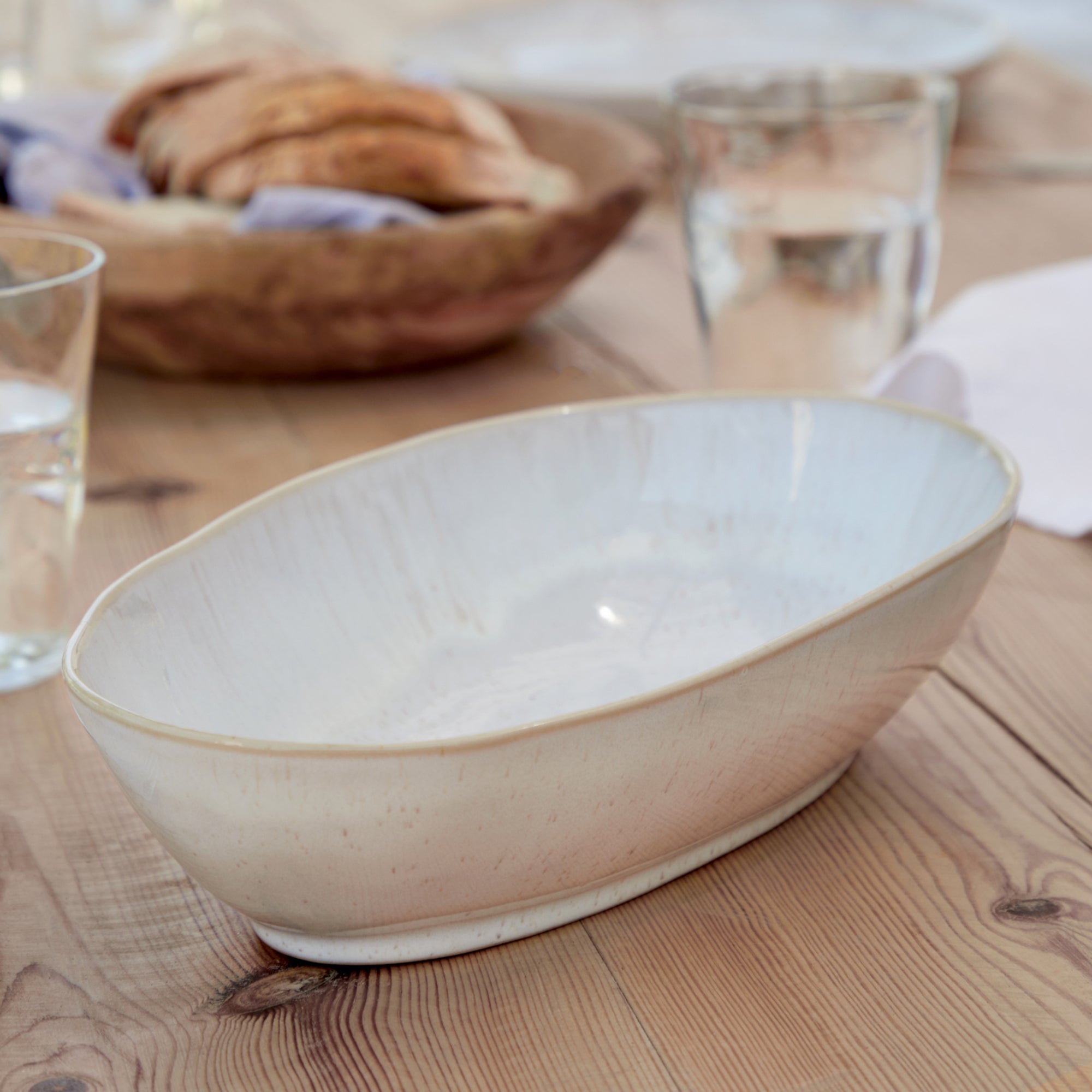 Eivissa Collection Oval Baker 14" in Sand Beige