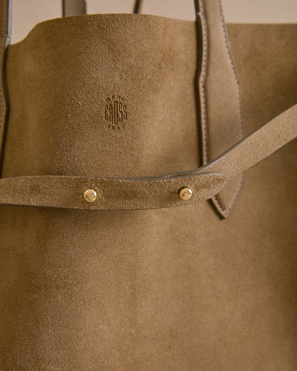 Eleanor 55 in Suede Mushroom