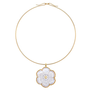 Marguerite Pendant & Neck Wire